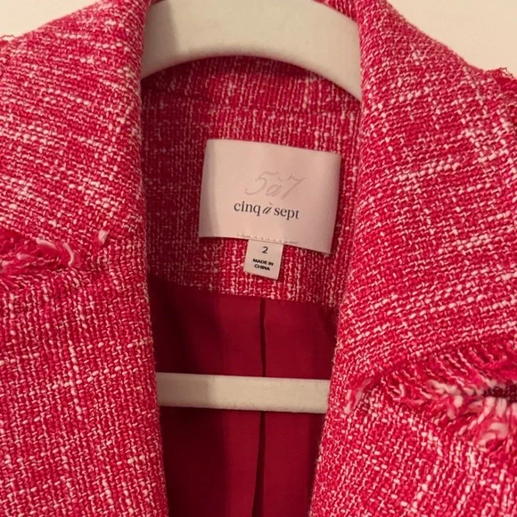 Cinq à Sept Vibrant Red Tweed Blazer - Picture 3 of 4